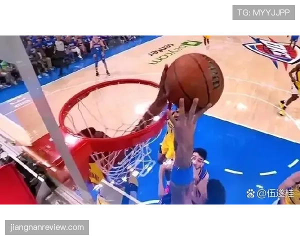 篮球规则解析:干扰球与封盖到底有什么不同? 篮球规则解析:干扰球与封盖到底有什么不同?